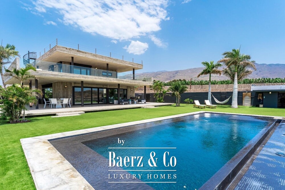 Exceptional luxury villa in Adeje image