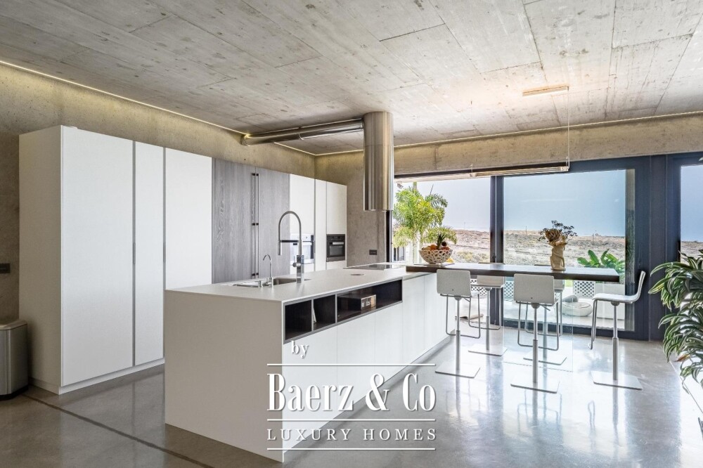 Exceptional luxury villa in Adeje image