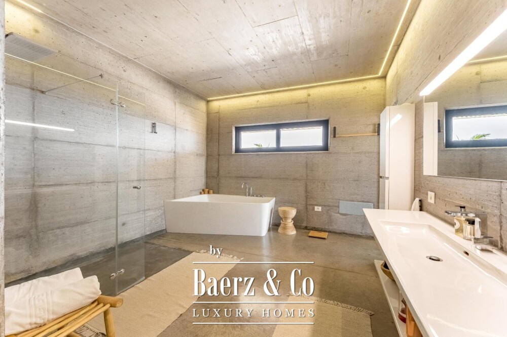 Exceptional luxury villa in Adeje image