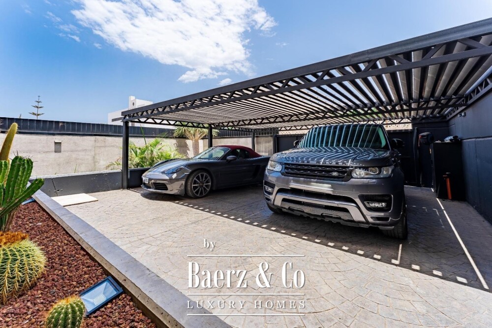 Exceptional luxury villa in Adeje image