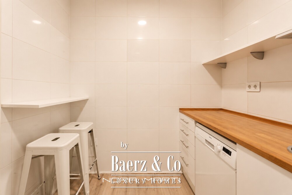 Apartment for sale in Les Corts image