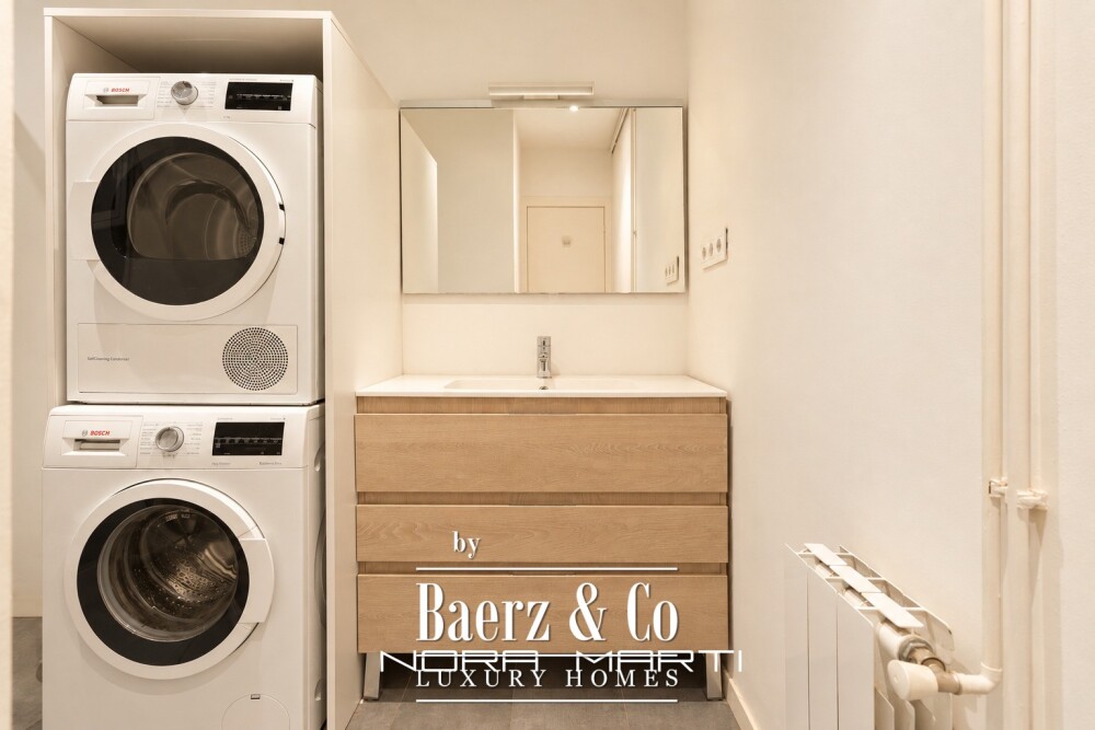 Apartment for sale in Les Corts image
