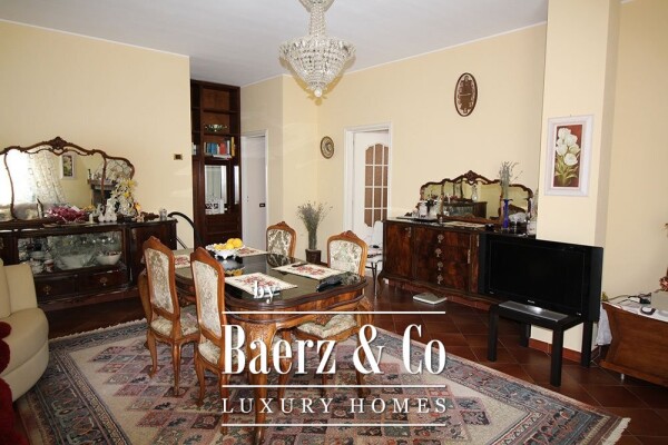 photo 31 Villa for sale 400 m²