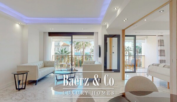 photo 10 Exceptionnal seafront and seaview apartment in Cannes Croisette