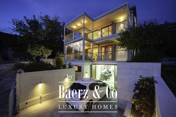 photo 1 Vis, Mediterranean villa with pool and sea view