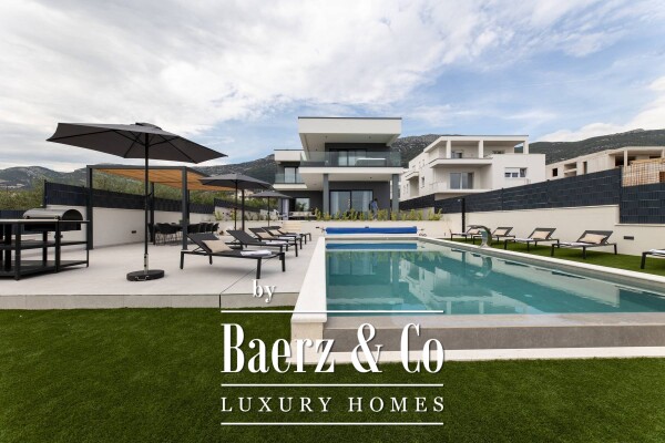 photo 33 Kaštel Stari, luxury villa with pool and sea view