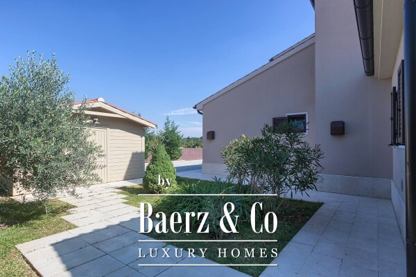 photo 7 Istria, Savičenta, Juršići, modern villa 400 m2 on a large plot of 1986 m2