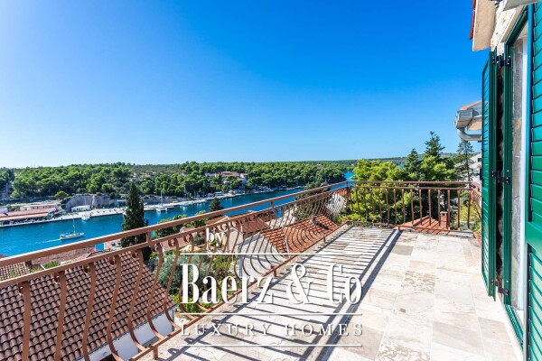 photo 3 Brač, Milna, charming house with sea view, NKP 373 m2