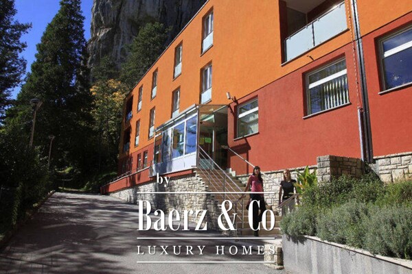 photo 11 Croatia, Istria, Motovun, hotel with polyclinic surrounded by nature