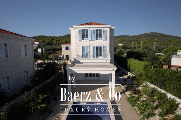 photo 1 Pašman Island, Dobropoljana, classic stone villa in the first row to the sea