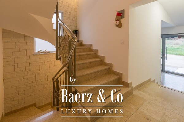 photo 5 Istria, Rovinj, a well-established pension in a great location with a view of the sea