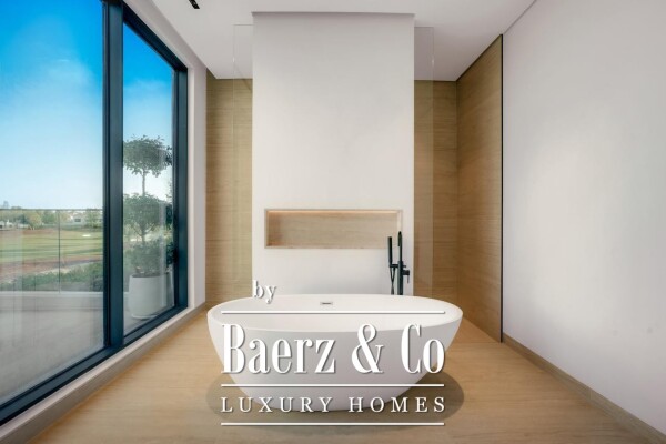 photo 14 High End Finish | Golf Course Facing | 5 Bed