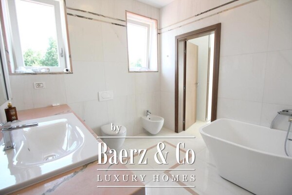 photo 37 Istria, Kanfanar, beautiful house NKP 280 m2 on a large property of 1900 m2