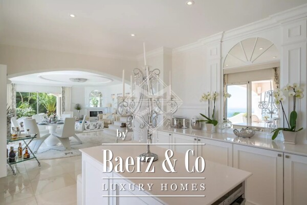 photo 6 Tourrettes-sur-Loup - Provençal 3 bedrooms Villa boasting breathtaking sea views