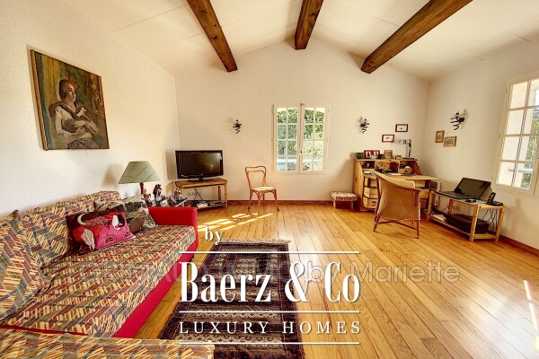 photo 15 **Peaceful Haven with Village View – Villa with Garden and O