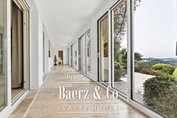 photo 21 beautiful property with sea view, quiet with great amenities