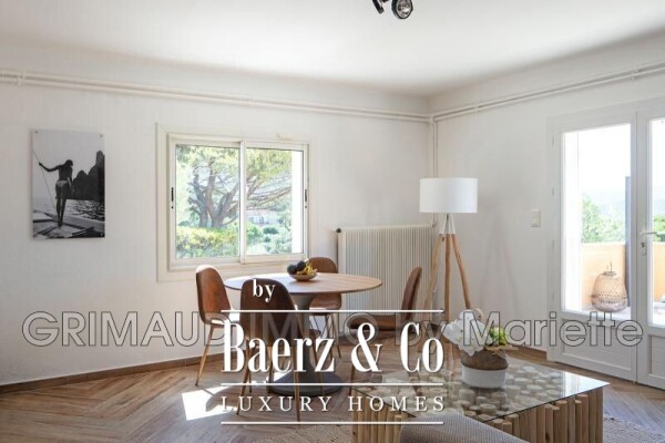 photo 5 Beautiful house divided into 3 apartments, unobstructed view