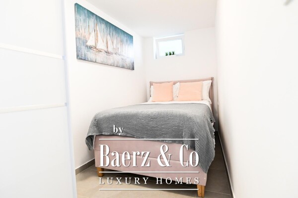 photo 4 Karlobag, Cesarca, beautiful Villa with a pool by the sea 240 m²