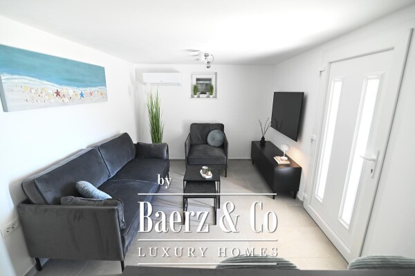 photo 7 Karlobag, Cesarca, beautiful Villa with a pool by the sea 240 m²