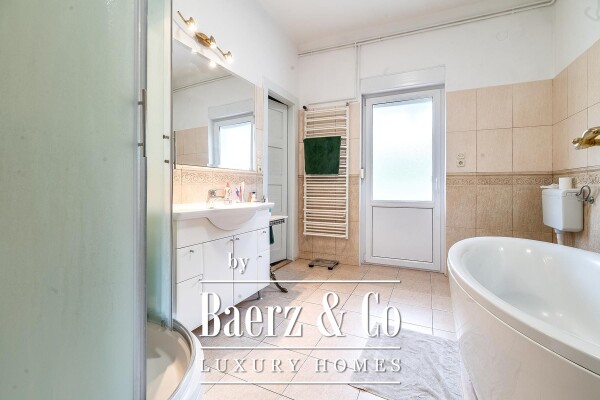 photo 12 Zagreb, Medveščak, house with 4 apartments 375 m2, investment!