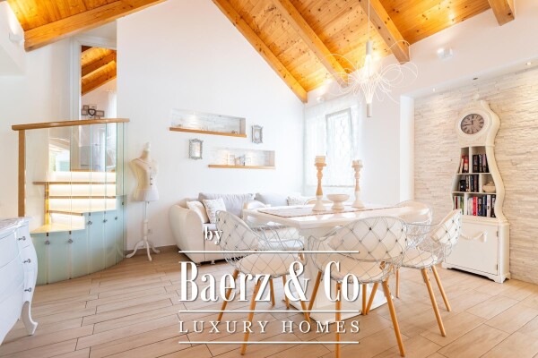 photo 2 Seget Donji, exceptional property with two buildings, swimming pool, jucuzzi and garden