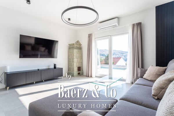 photo 4 Čiovo, an exceptionally located family house just 80 mts from the sea