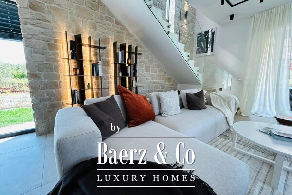 photo 2 Istria, Poreč - Gedići, beautiful modern stone villa NKP 165 m2 with swimming pool