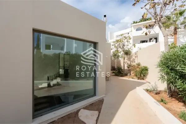 photo 29 Beautiful luxury home in Cap Martinet