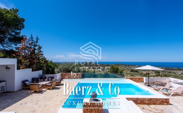 photo 2 Beautiful luxury home in Ibiza