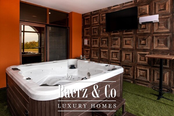 photo 13 Aljmaš, villa with three swimming pools and a view of the Danube, 25104 m2 garden