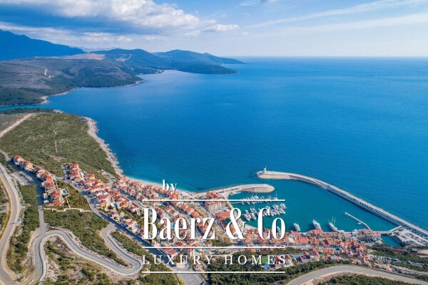 photo 13 Luxury One Bedroom Apartment with Panoramic Seaview in Montenegro