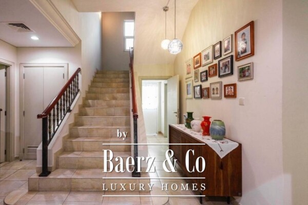 photo 14 Exclusive 5-Bedroom Villa for Sale in Victory Heights, Dubai