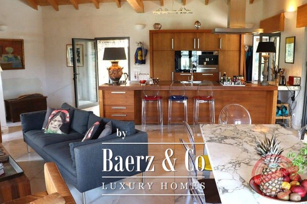 photo 90 Villa for sale 166 m²