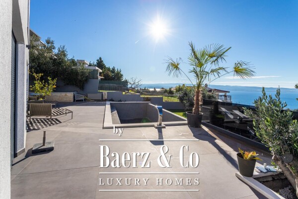 photo 13 Podstrana, apartment villa with swimming pool and roof terrace