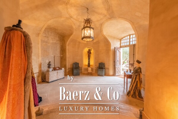 photo 3 Castle fully renovated with 16 hectares, 5.000 sqm and Helipad