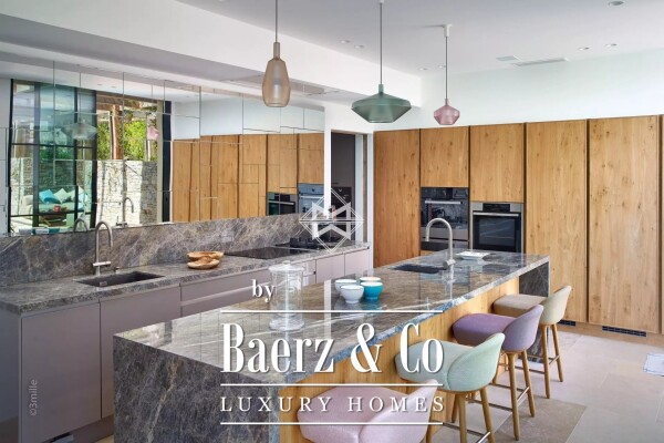 photo 10 Exceptional newly built  property - 3 hectares - Sea view