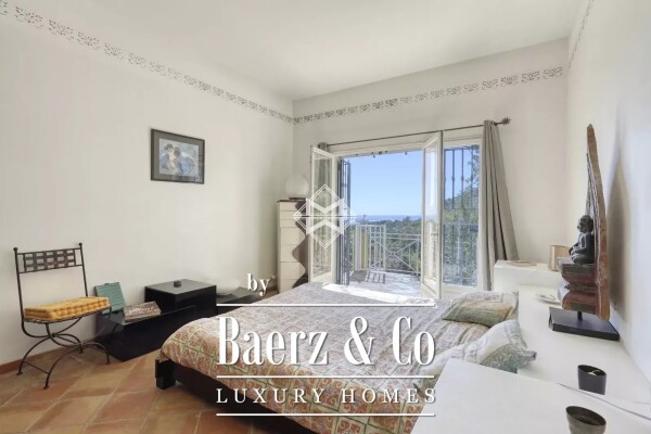 photo 10 Villa with beautiful sea view quiet area