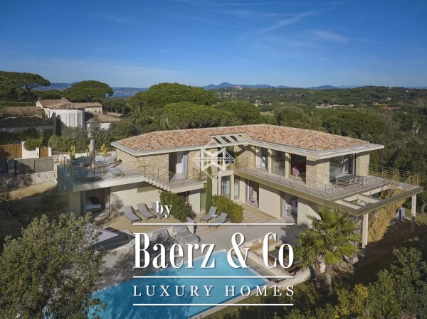 photo 4 Property in a domain with sea view at walking distance from the beach