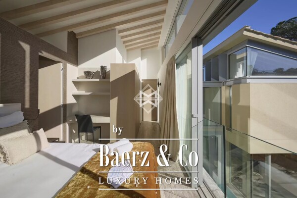 photo 8 Modern house within a gated community close to the beach.