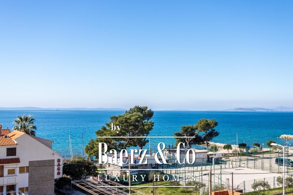 photo 2 Podstrana, house with four apartments, 340m2