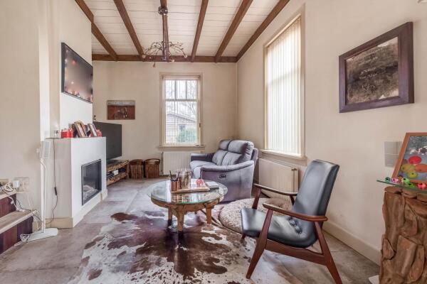 photo 10 Diepestraat 4