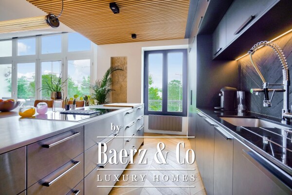 photo 7 Top Floor Duplex with Stunning Views of Île Seguin