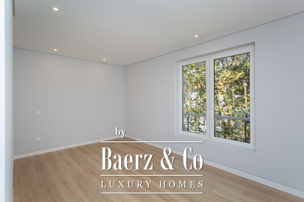photo 6 Modern, luxury 3+1 bedroom duplex in a quiet street in Carcavelos