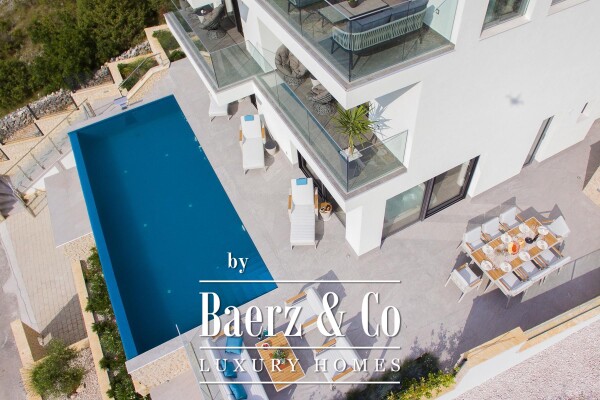 photo 17 Rogoznica, Zatoglav, luxury villa with a swimming pool, 330 m²