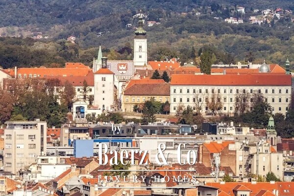 photo 1 Šalata family villa 500m2 on a plot of 1,320m2