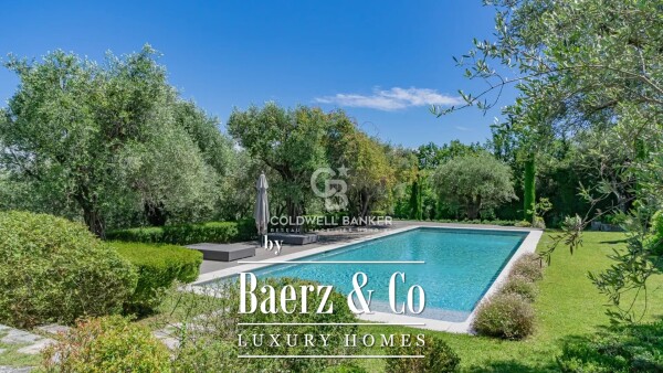 photo 3 Gorgeous property at the foot of the village