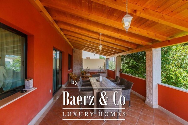 photo 20 Kaštel Lukšić, villa with pool and sea view