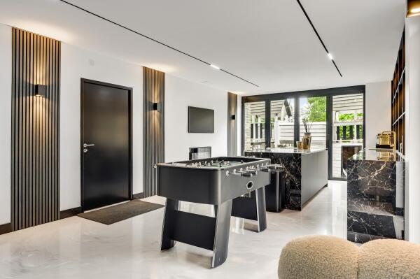 photo 25 Stationsweg 92