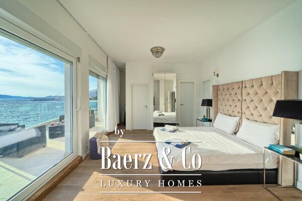 photo 4 Trogir, Čiovo, luxury villa by the sea in a unique position