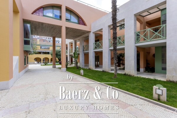 photo 8 T3 Duplex  Condominium with pool in Principe Real